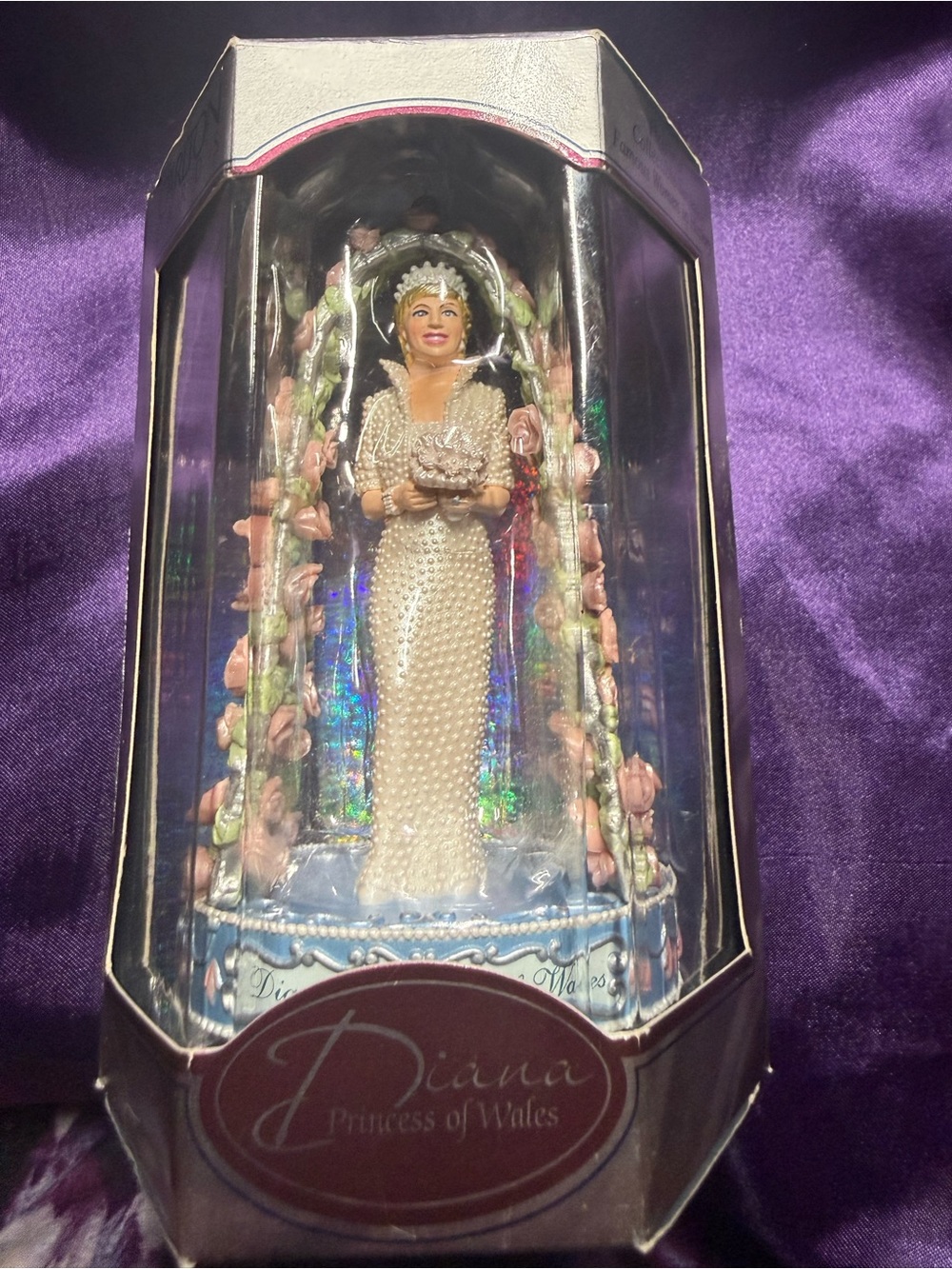 Christmas Diana Princess of Wales Christmas Ornament  Collectible  in Box - 1998